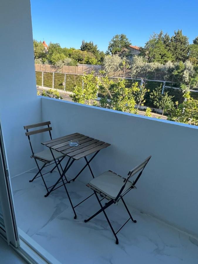 Superbe Appartement Avec Balcon Et Parking Aix-en-Provence Luaran gambar